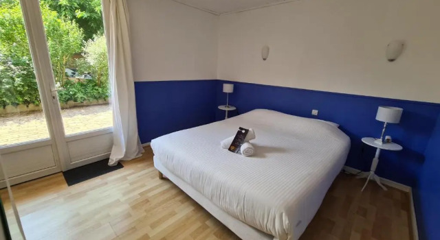 Двухместный семейный номер Standard Hotel Les Vieux Acacias