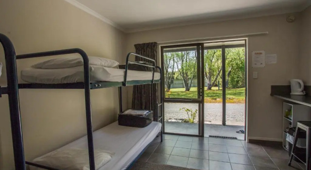 Шестиместный номер Standard Fiordland Great Views Holiday Park