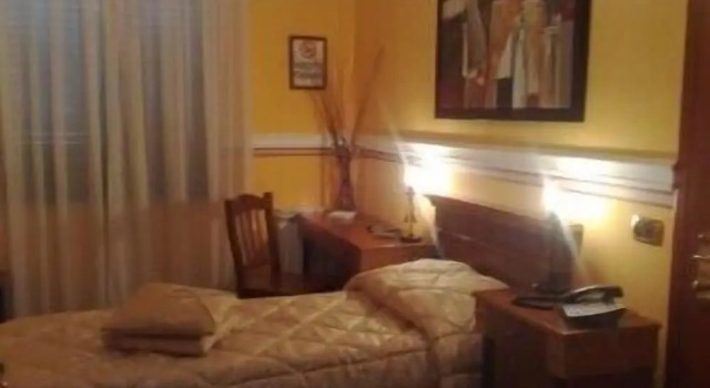 Одноместный номер Standard с балконом Hotel Amadeus