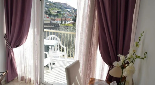 Трёхместный номер Standard с видом на море Hotel Bellavista
