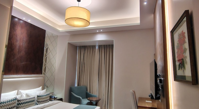 Двухместный номер Superior с балконом и с видом на бассейн Best Western Prince