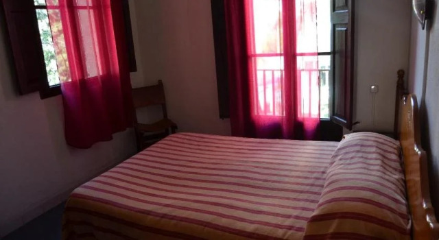 La Mimosa Guesthouse, Book Hotel Hotels in Cas Catala with a Pool, Swimming Pool