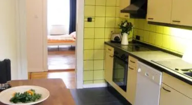 Elegante Altbauwohnung (CB1), Prenota Hotel Hotel a Berlino con parcheggio, Parcheggio