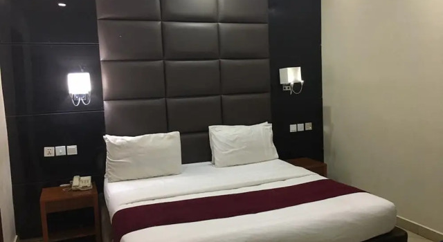 Hearts Hotel, Prenota Hotel Hotel economici a Enugu