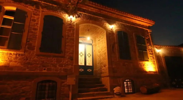 Dvoulůžkový s manželskou postelí Apartmá TAŞKONAK