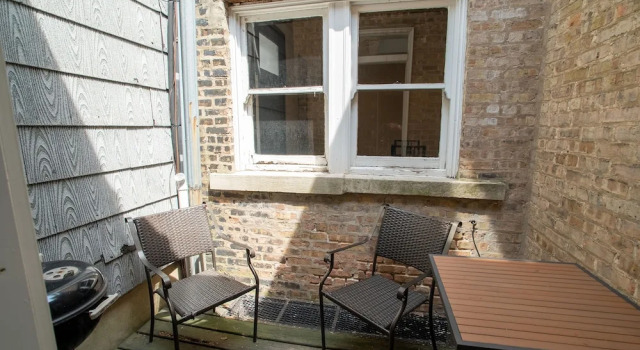 Люкс Old Town Suites Operated by Roscoe Village Guesthouse