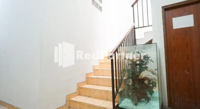 Bright Residence Taman Sari Redpartner, Prenota Hotel Taman Sari 