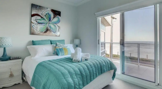 Sandy Cove, Book Hotel Port Fairy Victoria