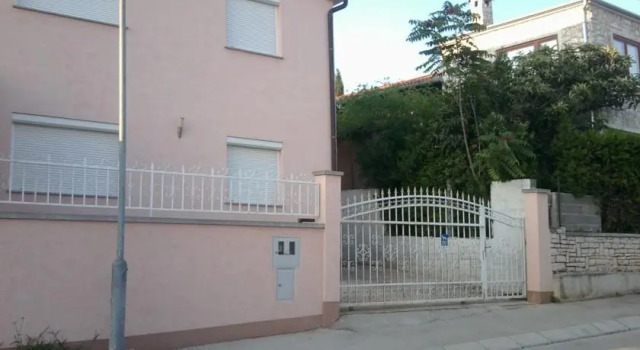Apartments Edo
