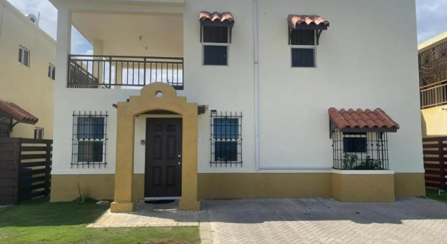 C-Vue Villa "Pool AC Gated SeaFront", Book Villa Villaer i Portmore, Villa