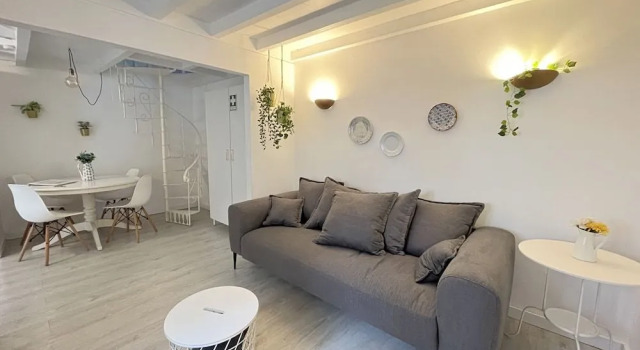 Urban &Trendy Duplex close to Lx Factory