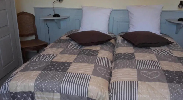 Коттедж с 2 комнатами Gîte chez Marie-Sarah petite maison calme parking