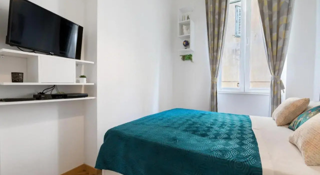 Apartment Mary, Prenota Appartamento Hotel a Croatian Islands con parcheggio, Parcheggio