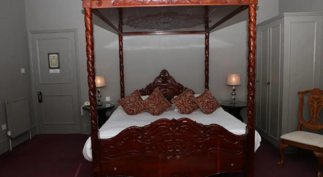 Номер Executive Wards Hotel