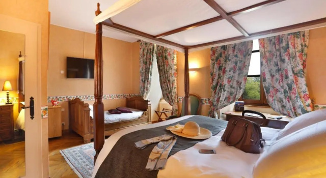 Номер Comfort Château Chapeau Cornu