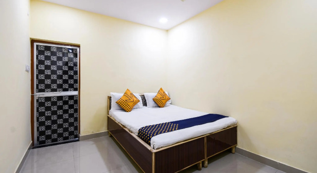 SPOT ON 65715 Gaurav Guest House, Забронировать Гостевой дом Гостевые дома Нагпур, Гостевой дом