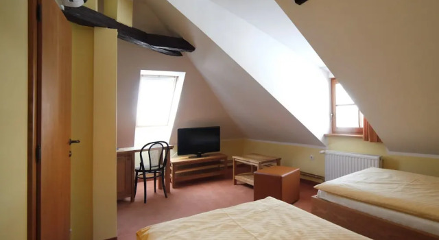 Rooms & Apartments Šilak, Book Bed and Breakfast Hoteller i Ptuj med parkering, Parkering