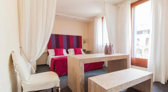 Полулюкс Charming Hotel dei Chiostri