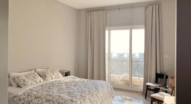 Апартаменты Lovely 1 bedroom holiday home on the beach