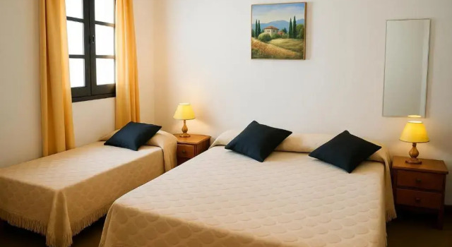 Hotel Cervantes, Забронировать Отель Отели Сантьяго-дель-Эстеро с парковкой, Парковка