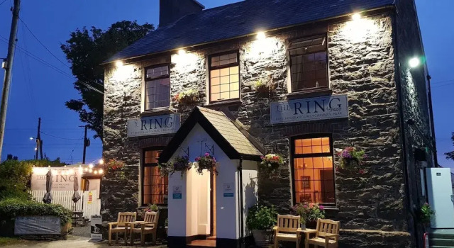 The Ring, Book Hotel Hoteller i Glamorgan med parkering, Parkering