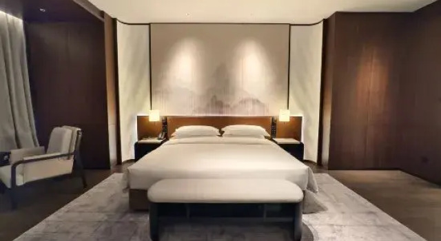 Люкс Deluxe Dong Yuan Hotel Anyang