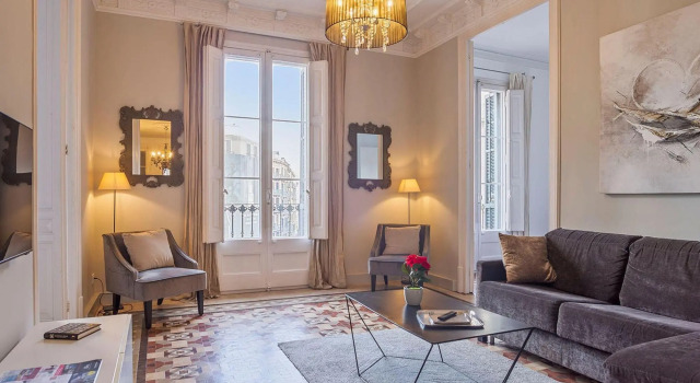 Luxurious apartment for 8 people recently renovated in the center of Barcelona, Забронировать Апартаменты/квартира Барселона провинция Барселона, рядом с Jove Regina Theatre