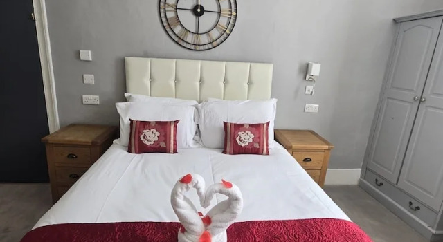 Люкс Superior White Hart Hotel