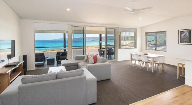 Апартаменты Executive с 2 комнатами Canal Rocks Beachfront Apartments