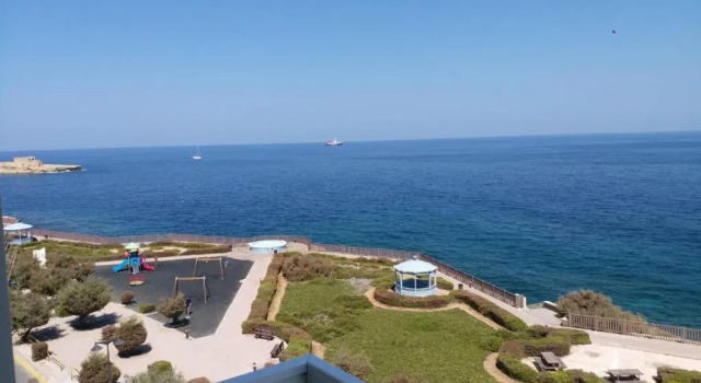 Апартаменты Seafront Apartment No 10 Marsalforn