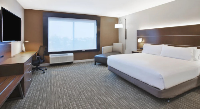 Двухместный номер Standard Holiday Inn Express & Suites Okemos - University Area by IHG