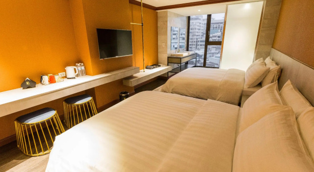 Четырёхместный номер Standard Q21 Hotel