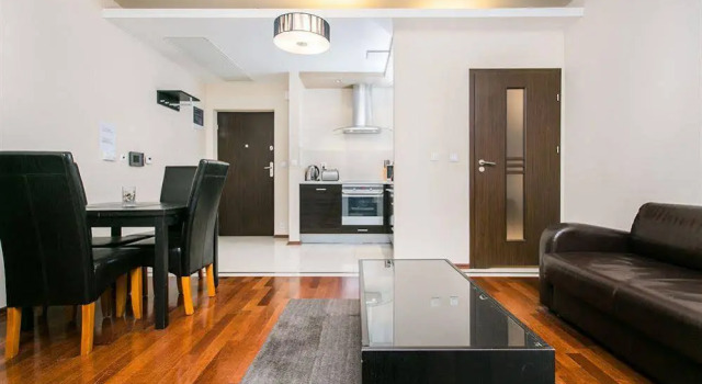 Yourplace Central Apartments, Забронировать Апартаменты/квартира Отели Кракова с парковкой, рядом с Церковь Святого Франциска Ассизи, Парковка