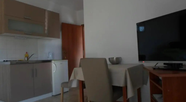 Студия Apartments Golić