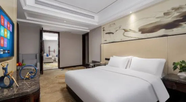 Люкс Business с 2 комнатами с видом на внутренний двор Yuting International Hotel