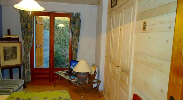 LEterlou Chambres dHote, Book Hotel Venthon Rhône-Alps