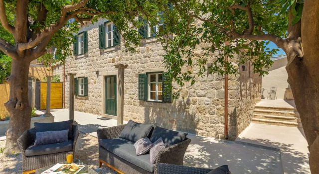 Вилла с 4 комнатами Hedera Estate, Villa Hedera IV