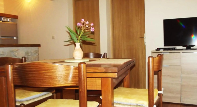 Apartmani Juliška, Забронировать Отель Отели Пировац с парковкой, Парковка
