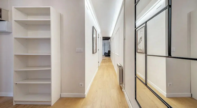 Семейные апартаменты с видом на город BeBarceloner Eixample Apartments