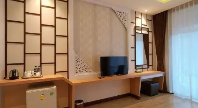 Трёхместный номер Deluxe Southern Airport Hotel Hatyai