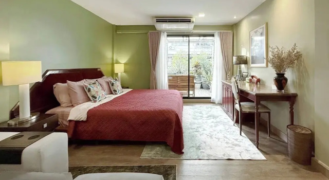 Stylish 3-bedroom Townhome in Heart of Bangkok, Забронировать Дом для отпуска Коттеджи Бангкока, рядом с Международный колледж Университета Бангкока, Коттедж