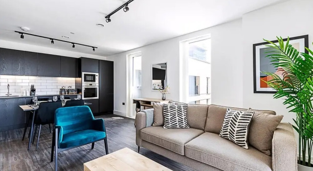 Luxurious West London Apartment, Varaa Huoneisto Asunnot kohteessa Merseyside, Huoneisto