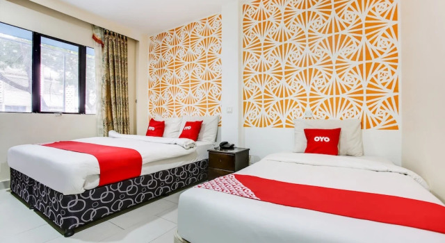 Люкс Superior OYO 89571 Eco Palace Hotel