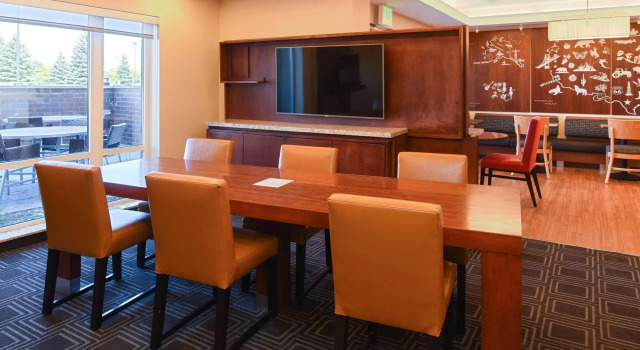 TownePlace Suites Detroit Auburn Hills, Забронировать Отель Отели Оберн-Хиллс с завтраком, Завтраки