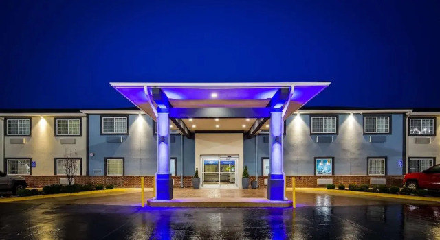 Super 8 Mt. Vernon., Boek Hotel Hotels in Missouri met zwembad, Zwembad