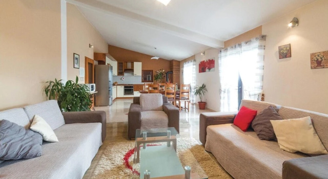 Amazing Home in Kastel Stari With Wifi and 6 Bedrooms