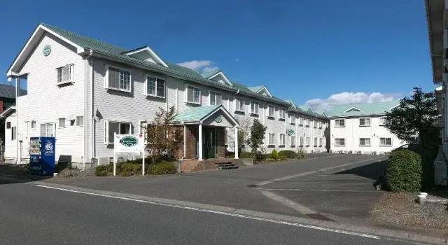 44617 Four Seasons Yamoto, Book Hotel  