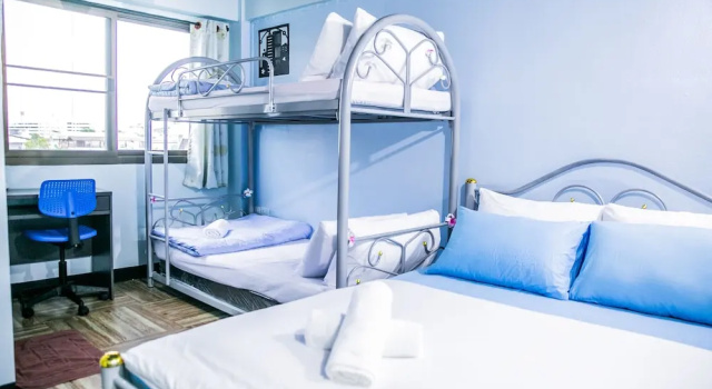 Номер Family Bangkok Canale Home at Khaosarn