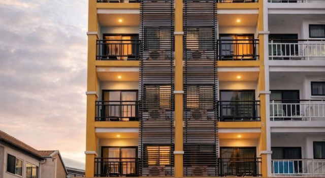 Aura Inn