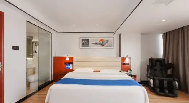 Люкс Premier New Royal Court Hotel (Fangchenggang Administrative Center & Ocean Park Branch)
